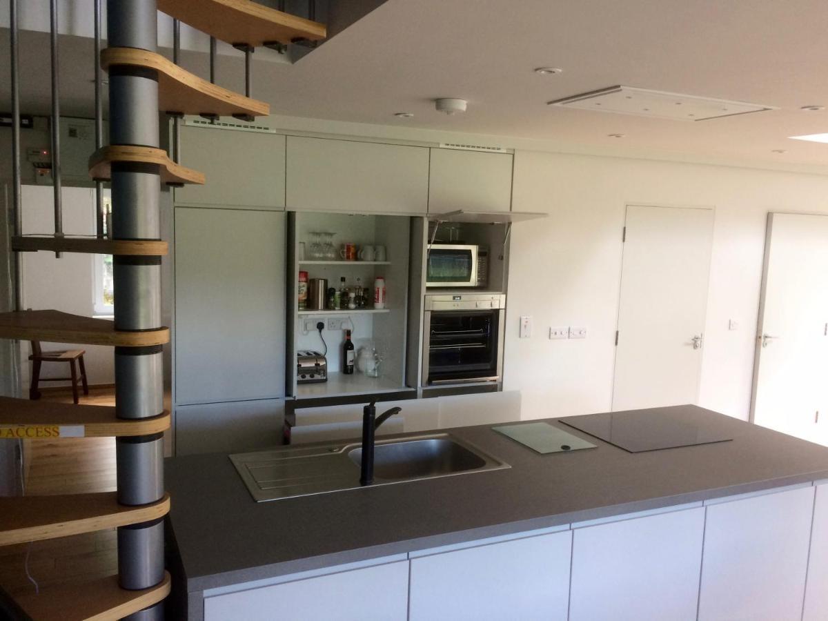 Spacious Contemporary Chalet Type Apartment. 골웨이 외부 사진