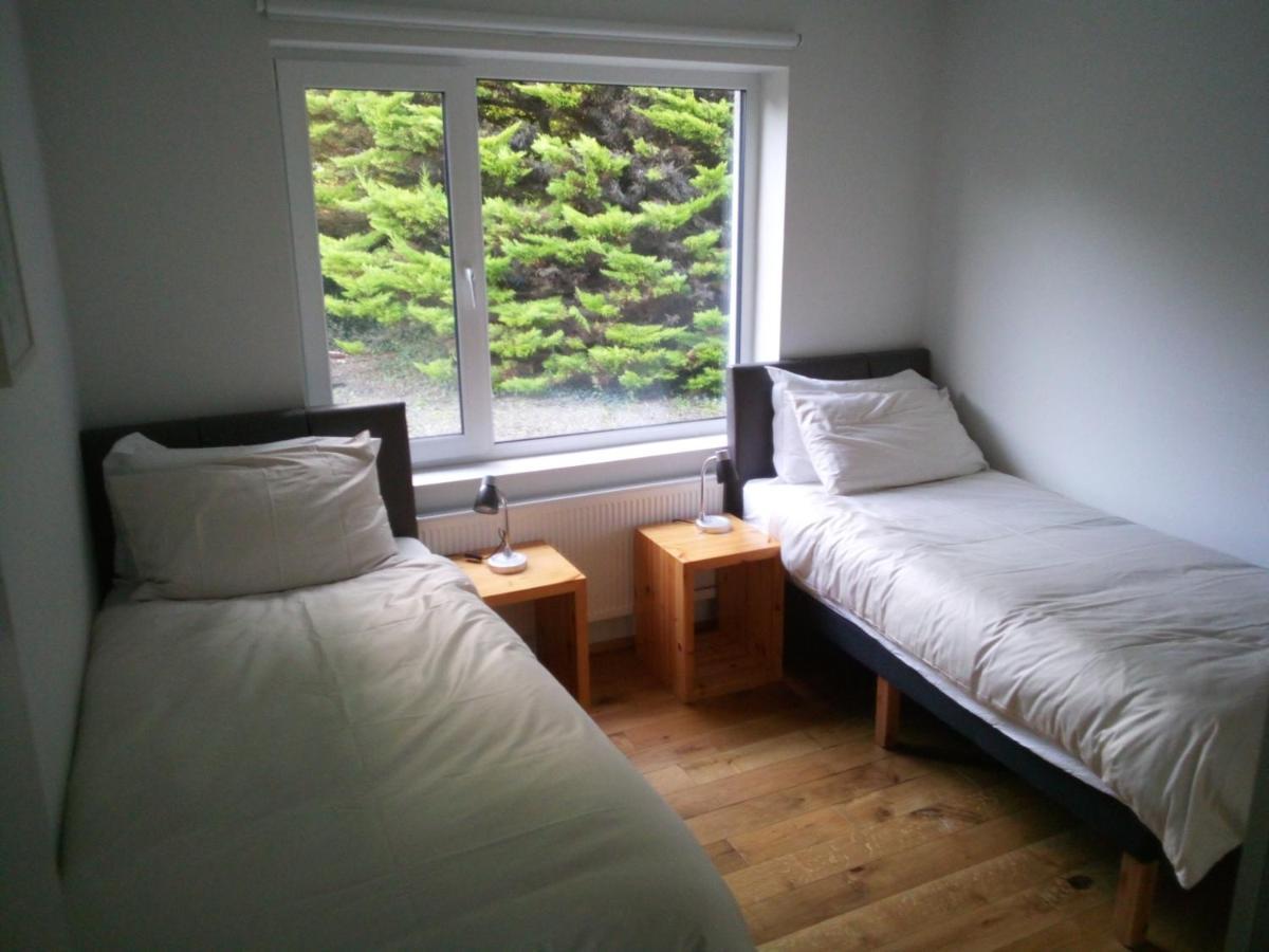 Spacious Contemporary Chalet Type Apartment. 골웨이 외부 사진