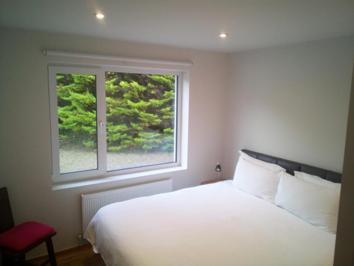 Spacious Contemporary Chalet Type Apartment. 골웨이 외부 사진